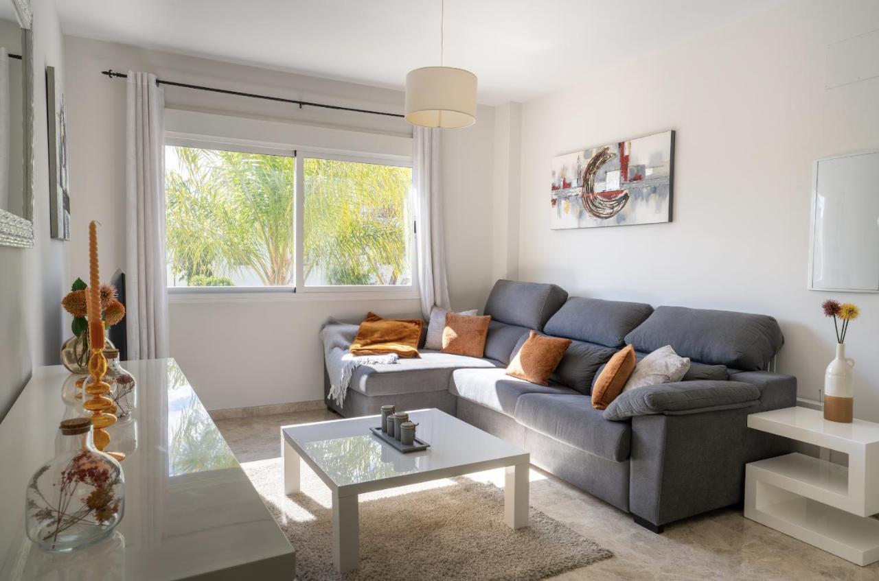 2Bdr Penthouse, Los Naranjos, W/Pool, 2Km P.Banus 马尔韦利亚 外观 照片