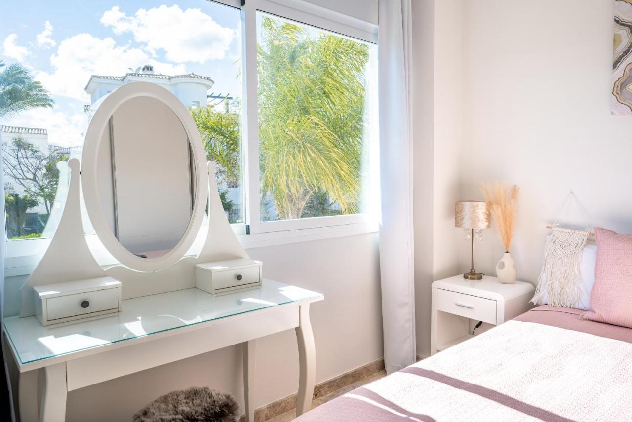 2Bdr Penthouse, Los Naranjos, W/Pool, 2Km P.Banus 马尔韦利亚 外观 照片
